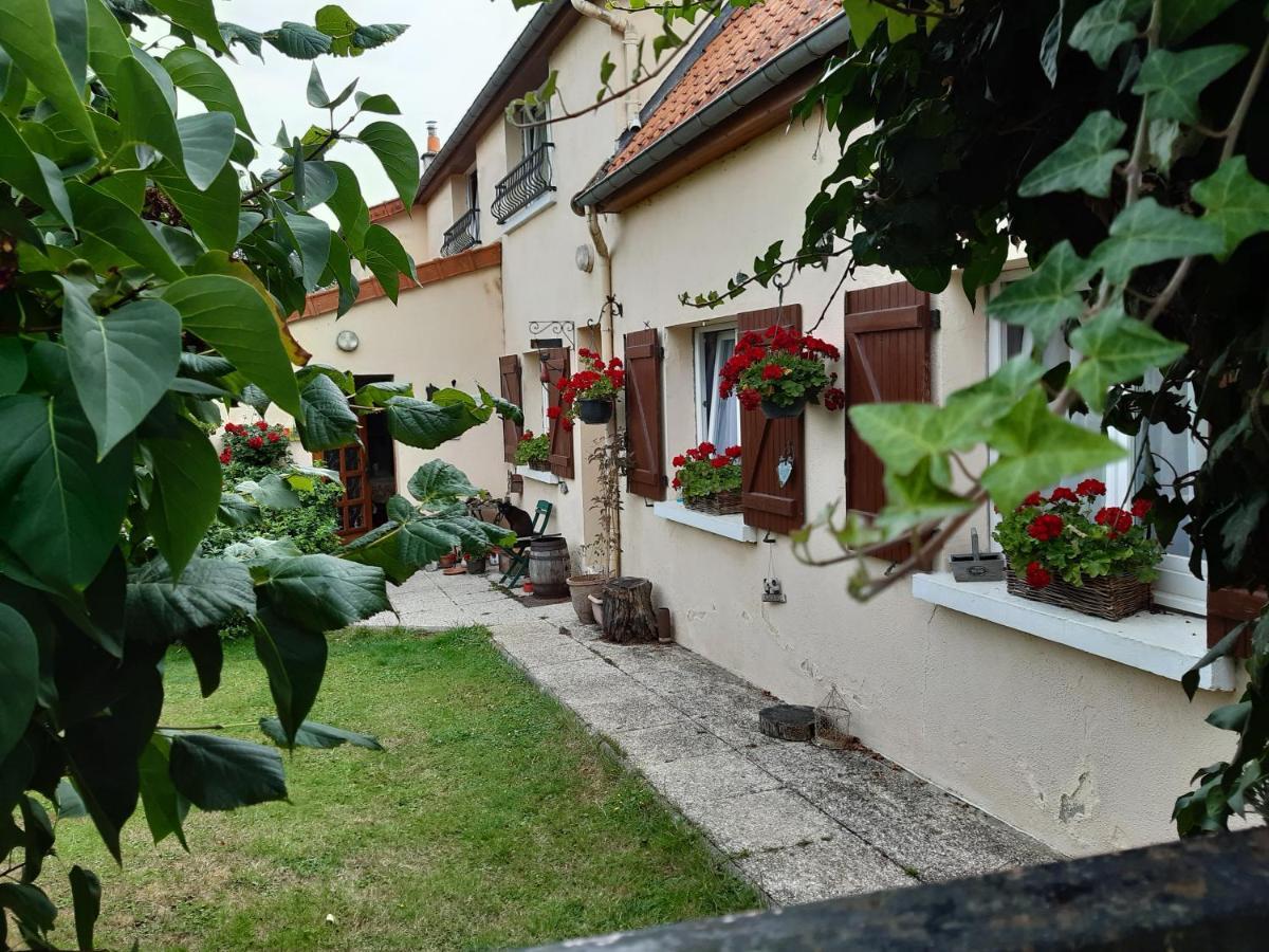 Les Alouettes B&B Hardecourt-aux-Bois Exterior photo